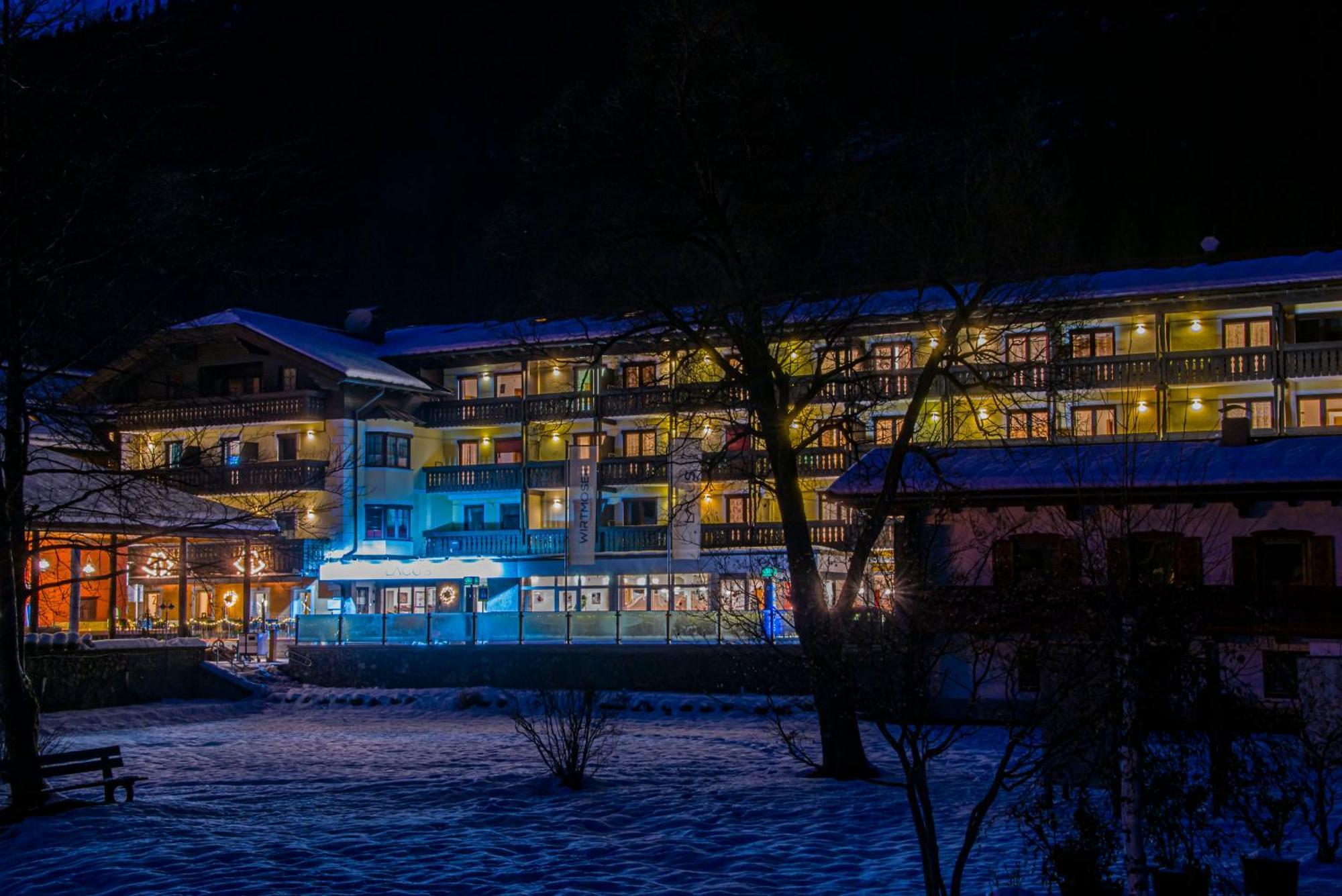 Lacus Hotel Am See Weissensee Extérieur photo